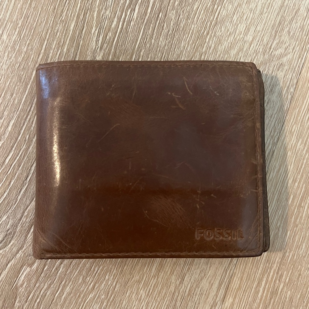Fossil Leather Bifold Wallet